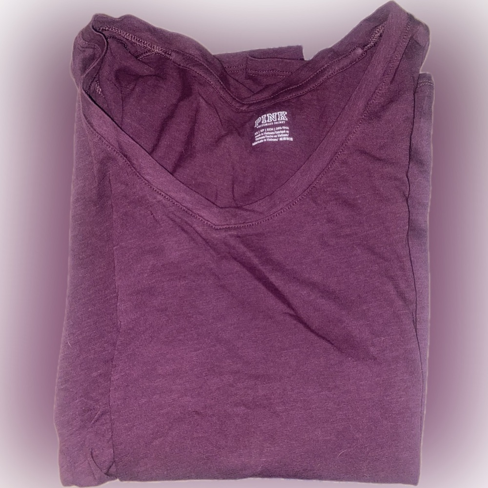 NWOT vs PINK V Neck Tee